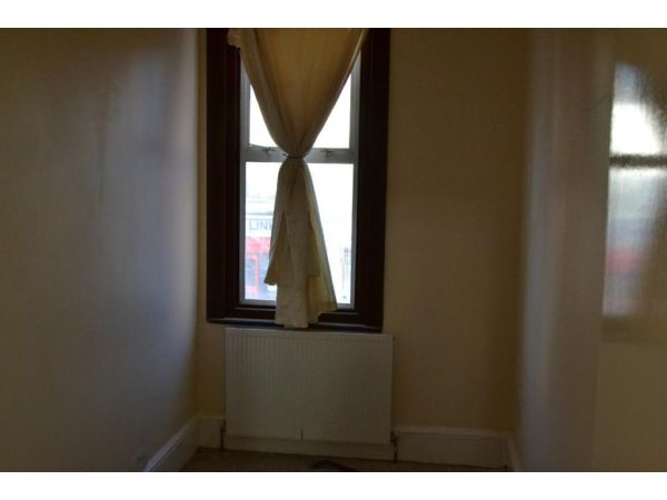 3 Bedroom Flat to Rent in London, E13 9DB
