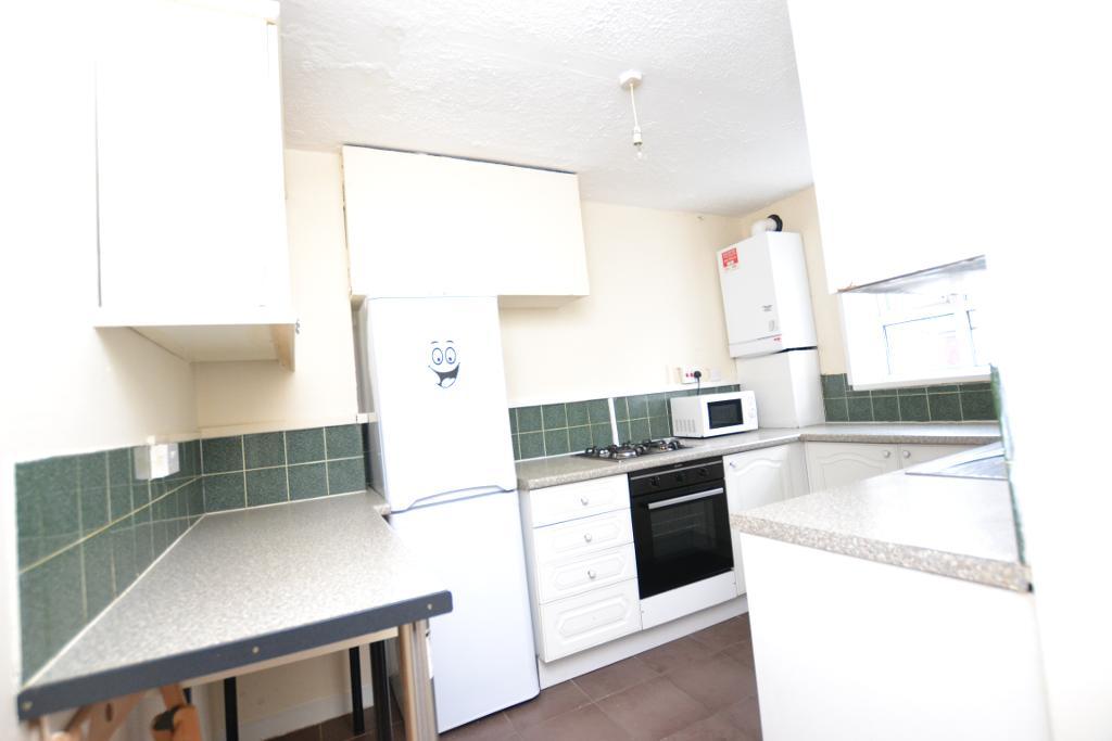 1 Bedroom Flat Share to Rent in London, E3 3HS