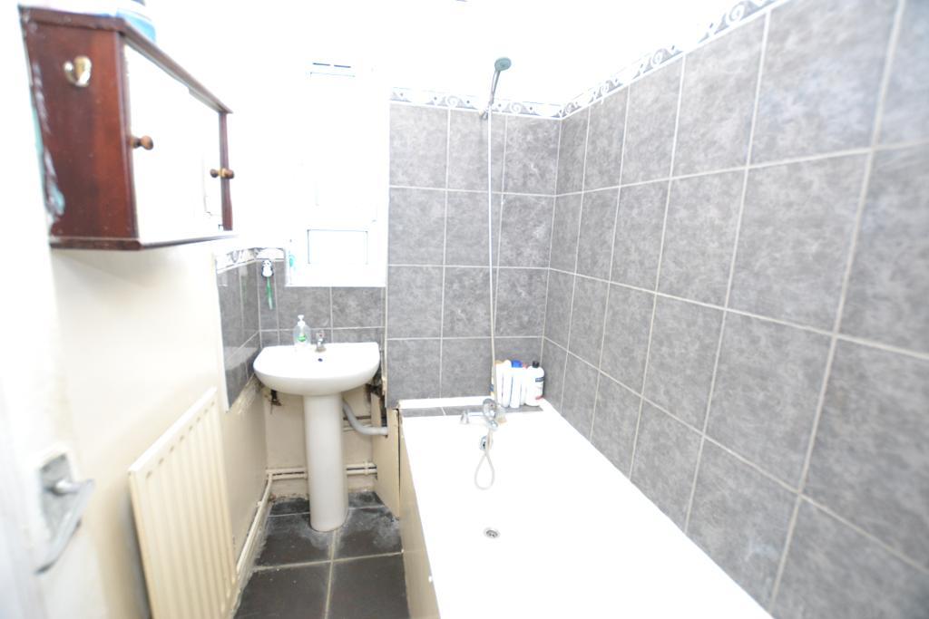 1 Bedroom Flat Share to Rent in London, E1 1RY