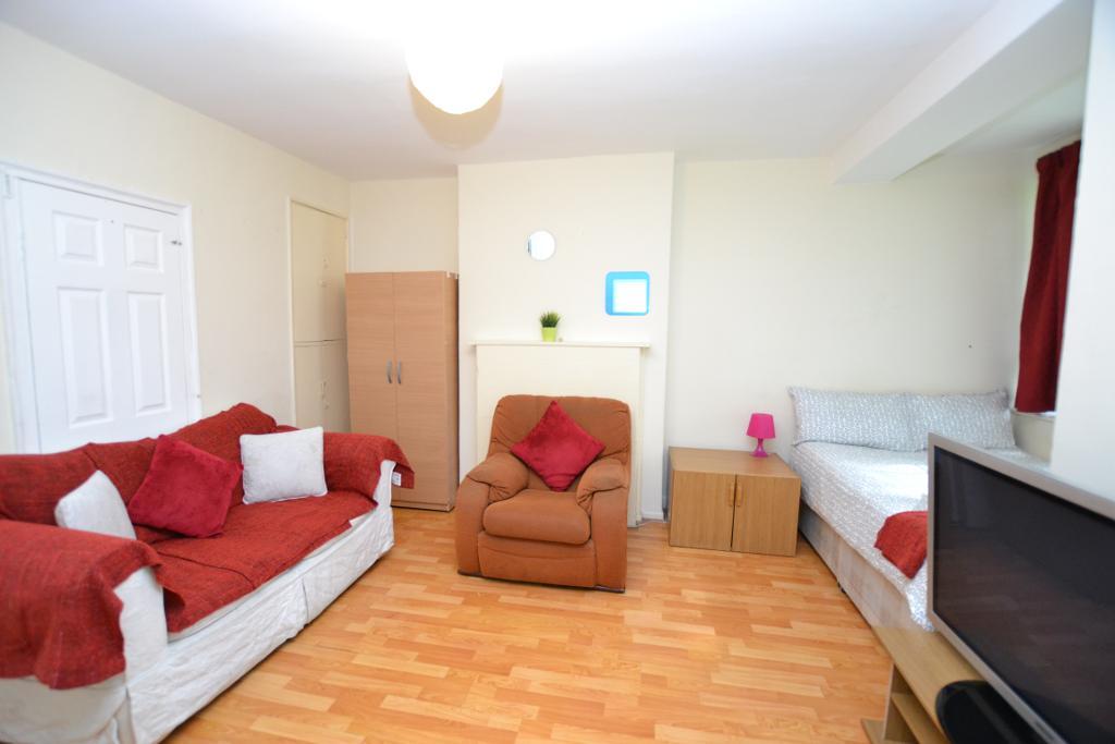 1 Bedroom Flat Share to Rent in London, E1 1RY