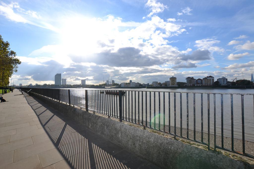 1 Bedroom Flat Share to Rent in London, E14 8SS