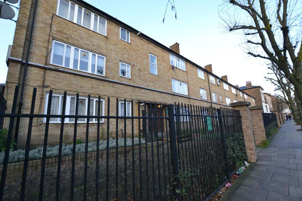 1 Bedroom Flat Share to Rent in London, NW1 9UG