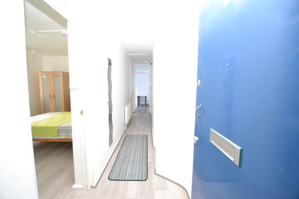 1 Bedroom Flat Share to Rent in London, NW1 9UG