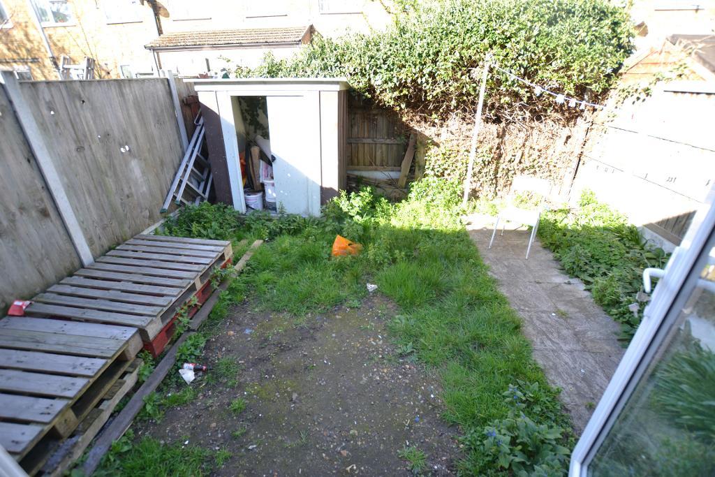 1 Bedroom House Share to Rent in London, E14 7TH