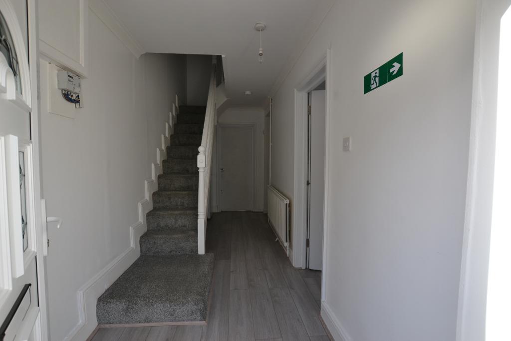 1 Bedroom House Share to Rent in London, E1 4AU