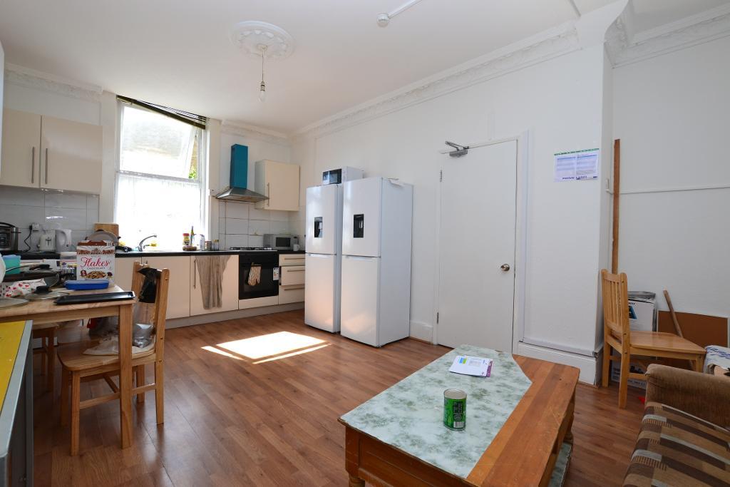 1 Bedroom House Share to Rent in London, E14 7DQ