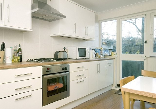 5 Bedroom Maisonette to Rent in London, E3 4AS