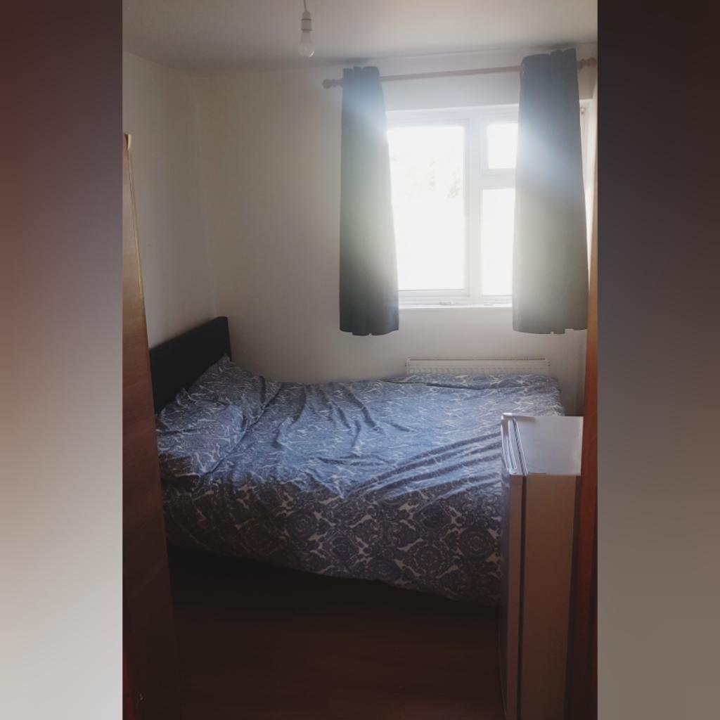 1 Bedroom House Share to Rent in London, E15 1AU