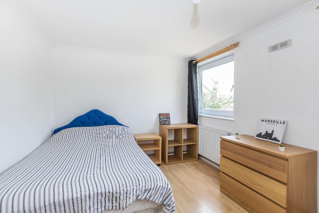 6 Bedroom Terraced to Rent in London, E14 7RS