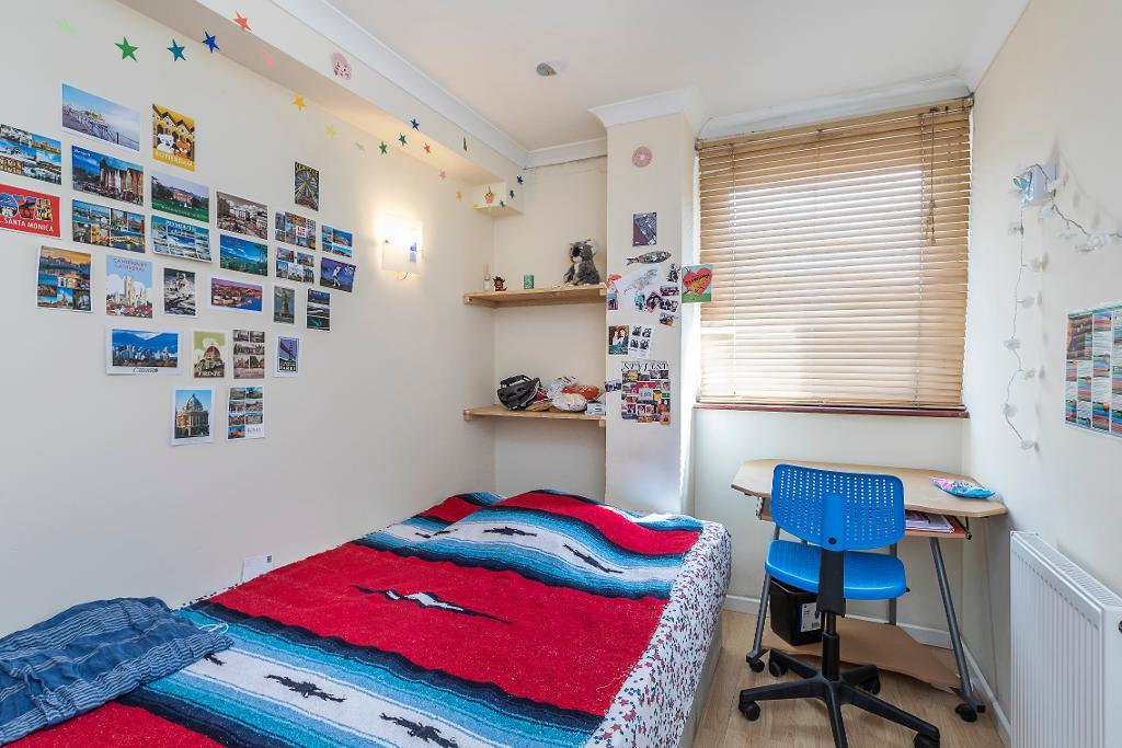 6 Bedroom Terraced to Rent in London, E14 7RS