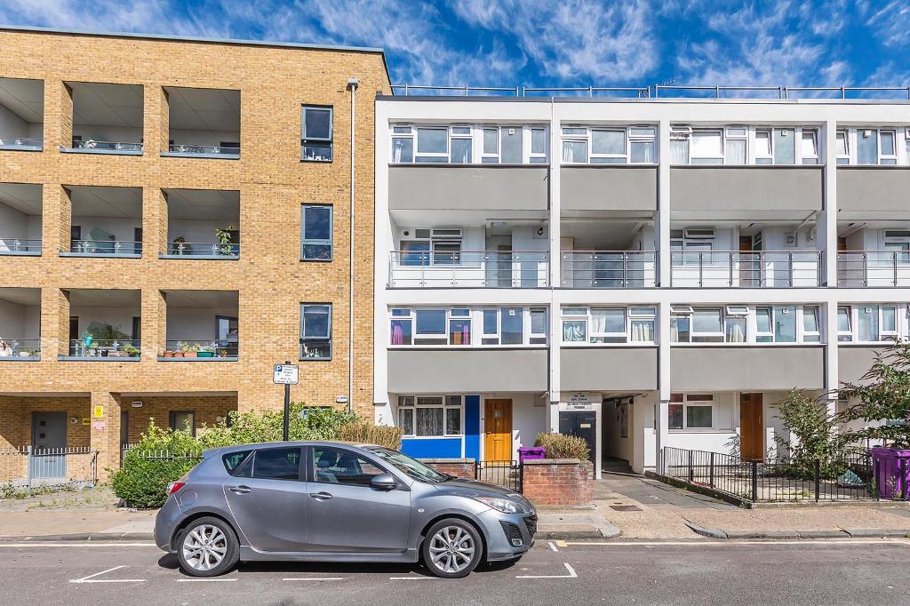 4 Bedroom End Terraced to Rent in London, E3 4TQ