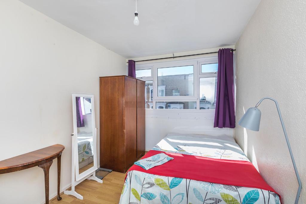 4 Bedroom End Terraced to Rent in London, E3 4TQ