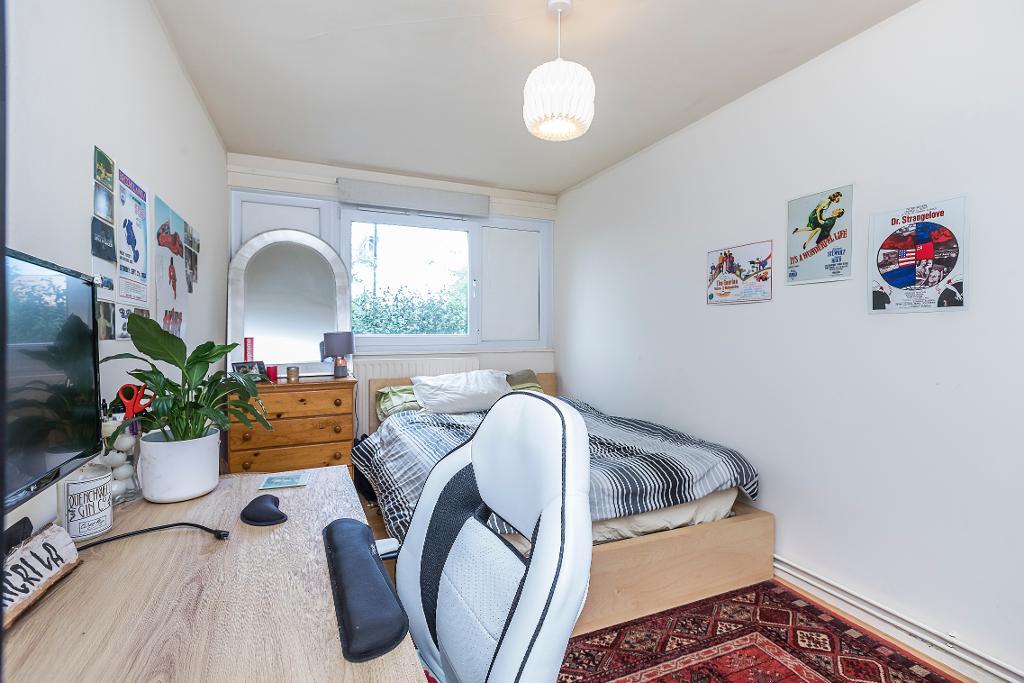 5 Bedroom Maisonette to Rent in London, E3 4AS
