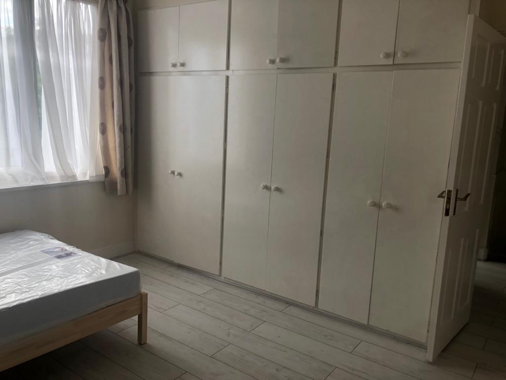 5 Bedroom Terraced to Rent in London, IG1 3QF