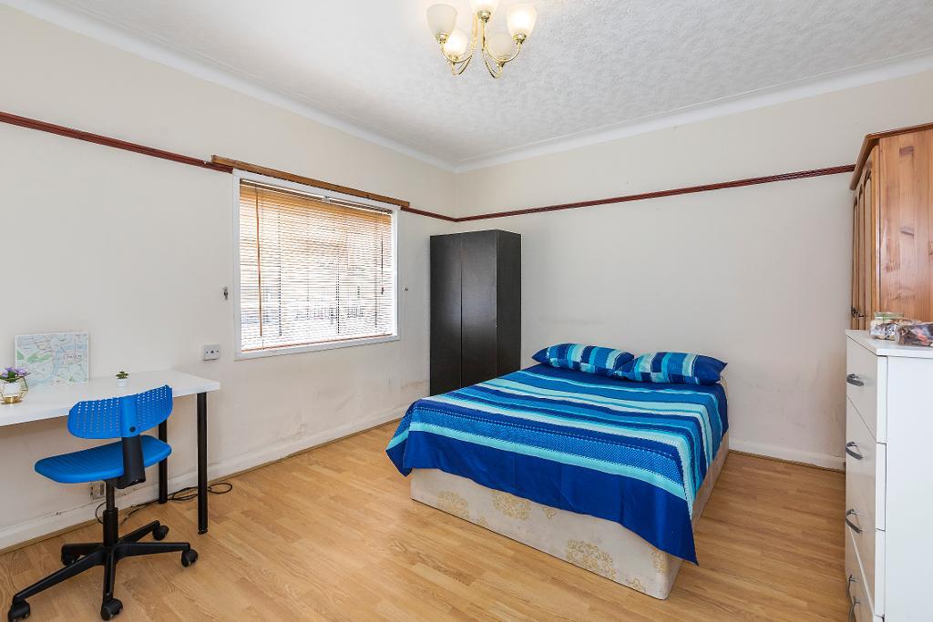 5 Bedroom Terraced to Rent in London, E14 7QY