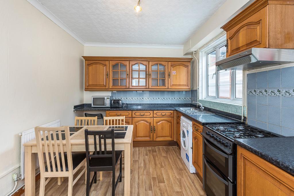 5 Bedroom Terraced to Rent in London, E14 7QY