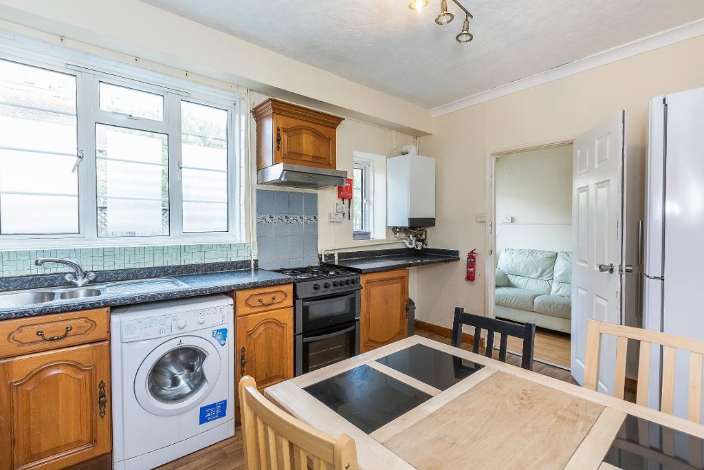 5 Bedroom Terraced to Rent in London, E14 7QY