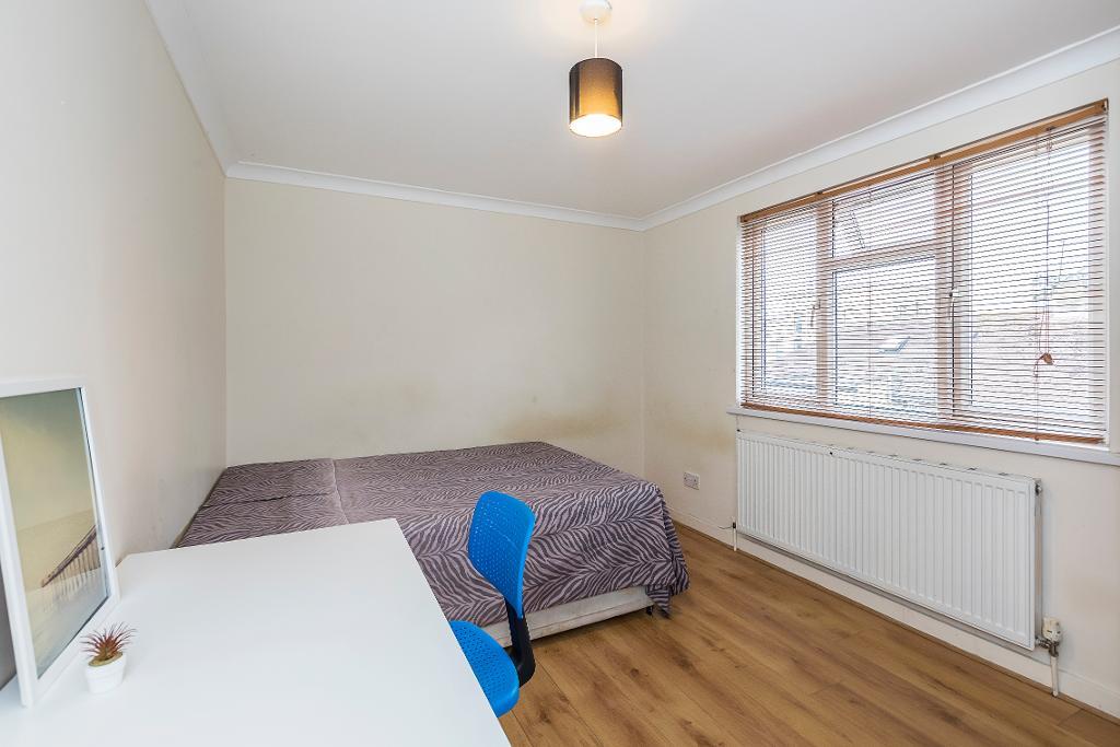5 Bedroom Terraced to Rent in London, E14 7QY