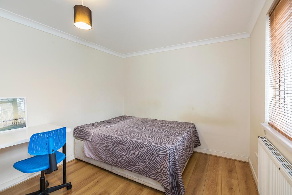 5 Bedroom Terraced to Rent in London, E14 7QY