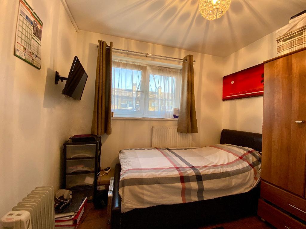 4 Bedroom Flat to Rent in London, E1 5QW