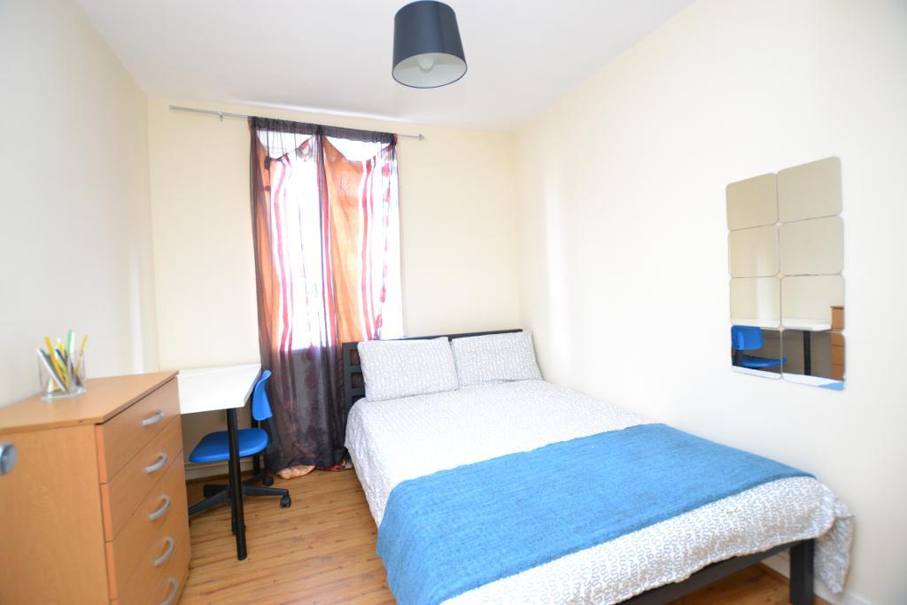 1 Bedroom Flat Share to Rent in London, E3 3HS