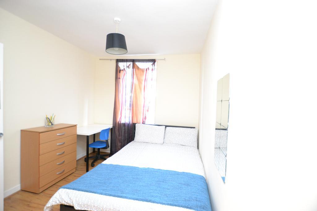 1 Bedroom Flat Share to Rent in London, E3 3HS