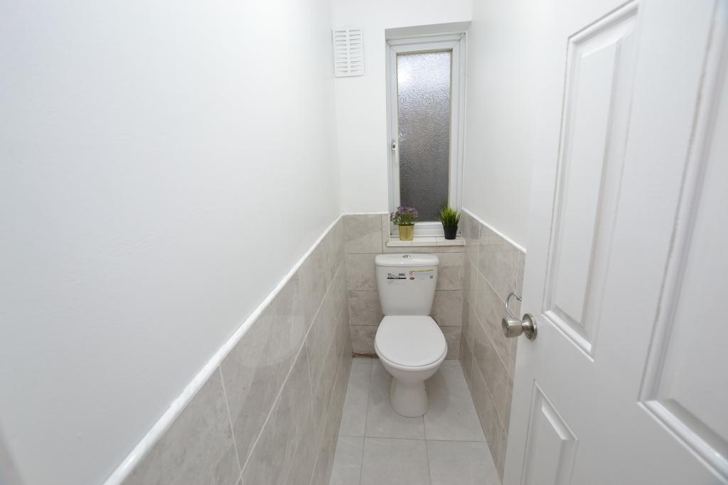 1 Bedroom House Share to Rent in London, E1 4AU