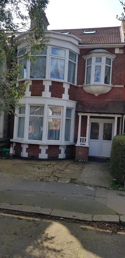7 Bedroom Semi-Detached to Rent in London, IG1 4AR
