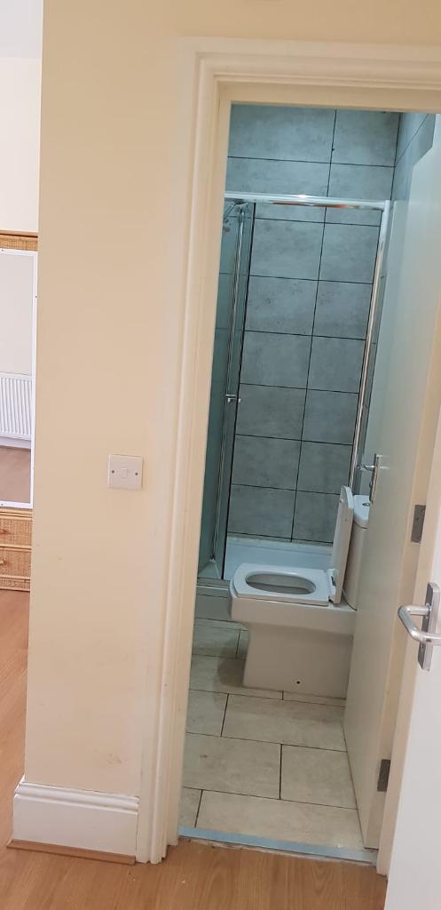 7 Bedroom Semi-Detached to Rent in London, IG1 4AR