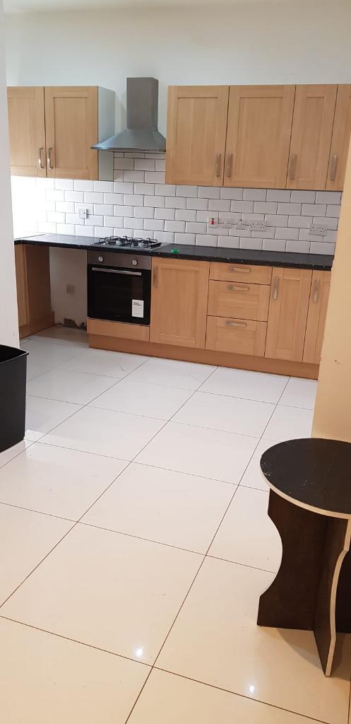 7 Bedroom Semi-Detached to Rent in London, IG1 4AR