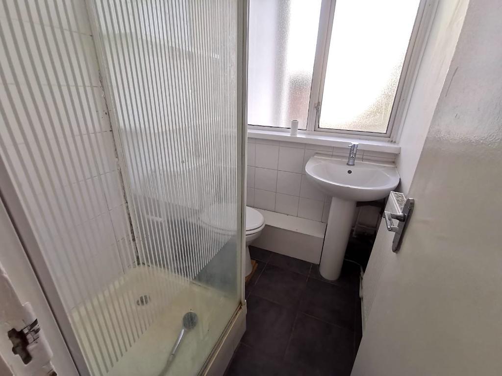 4 Bedroom Maisonette to Rent in London, E1 2NN