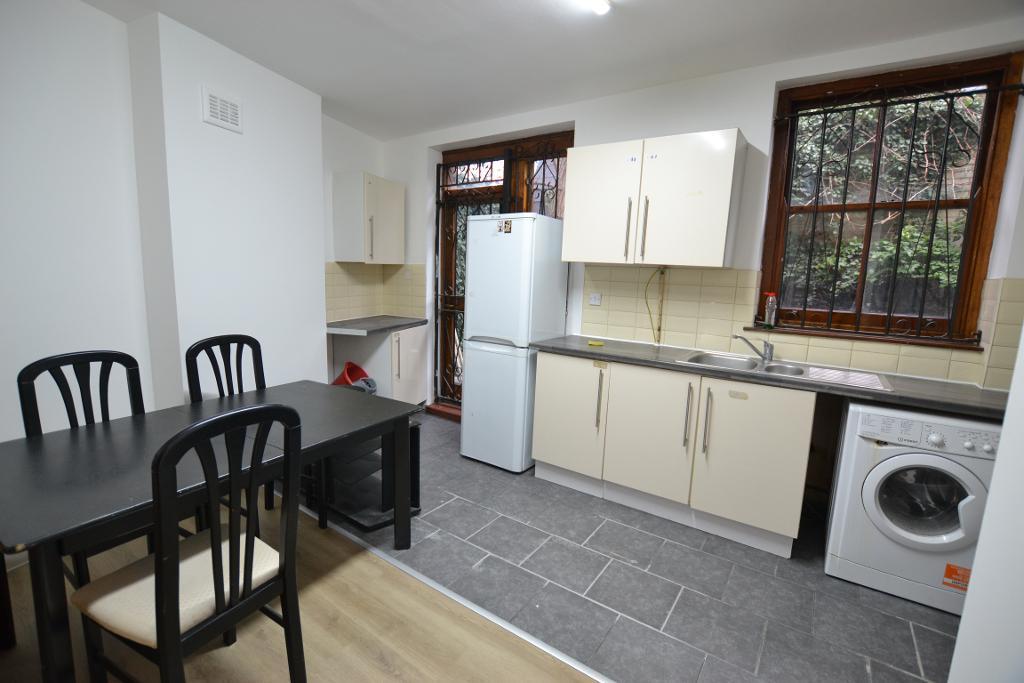 1 Bedroom Flat Share to Rent in London, E1 3AE