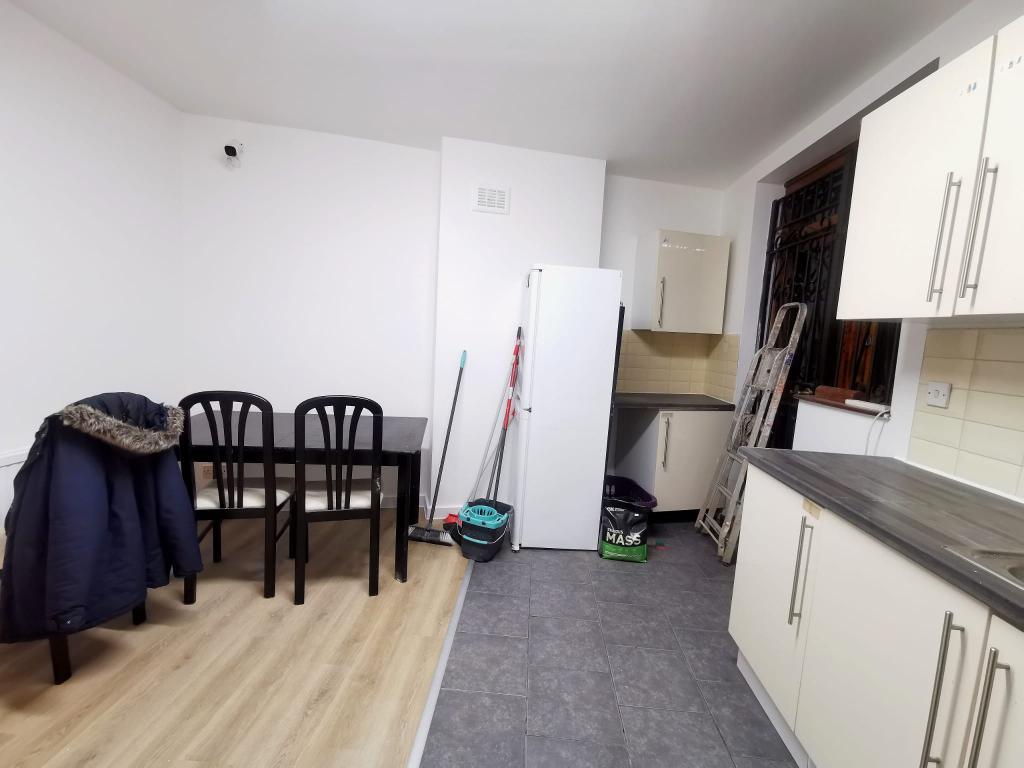1 Bedroom Flat Share to Rent in London, E1 3AE