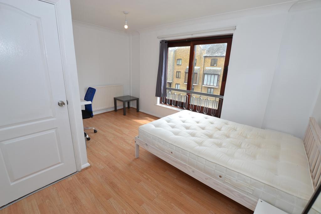 5 Bedroom Terraced to Rent in London, E1W 2JP