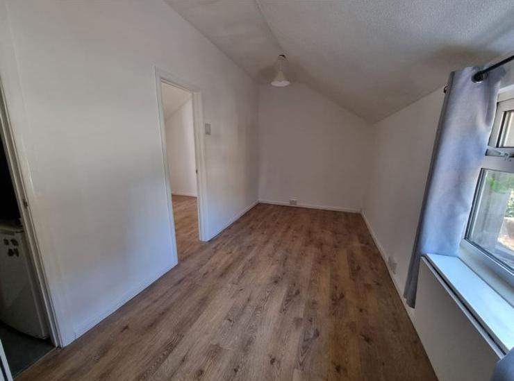 1 Bedroom Flat to Rent in London, E15 4DL