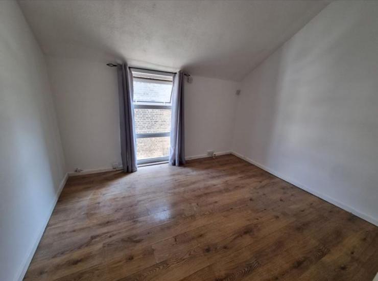 1 Bedroom Flat to Rent in London, E15 4DL