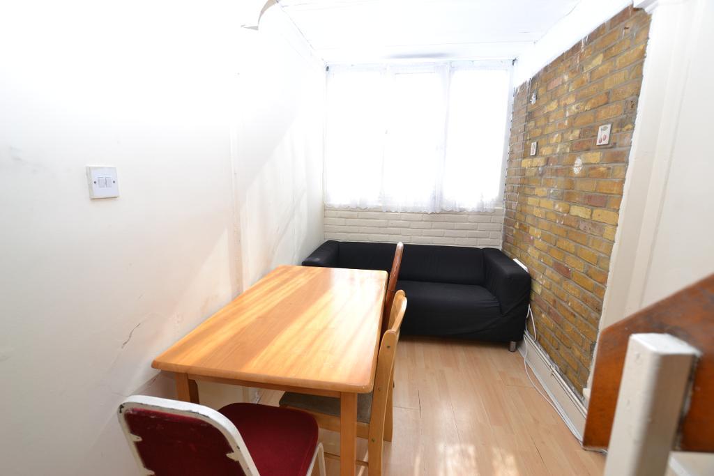 4 Bedroom Maisonette to Rent in London, E1 8GR
