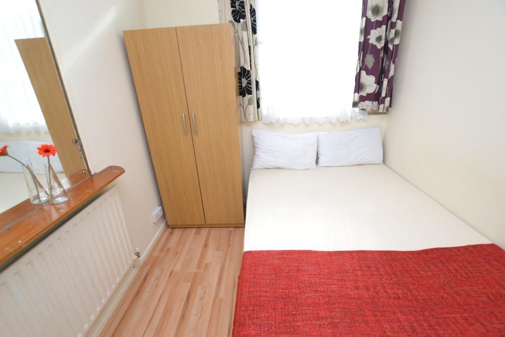 4 Bedroom Maisonette to Rent in London, E1 8GR