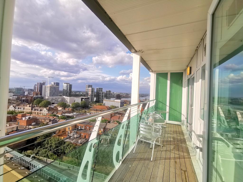 2 Bedroom Maisonette to Rent in London, SE18 6HB