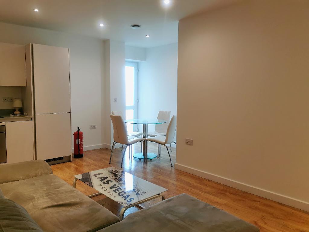 1 Bedroom Flat to Rent in London, SE18 6HX
