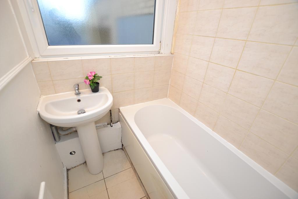 1 Bedroom Flat Share to Rent in London, E1 8GX