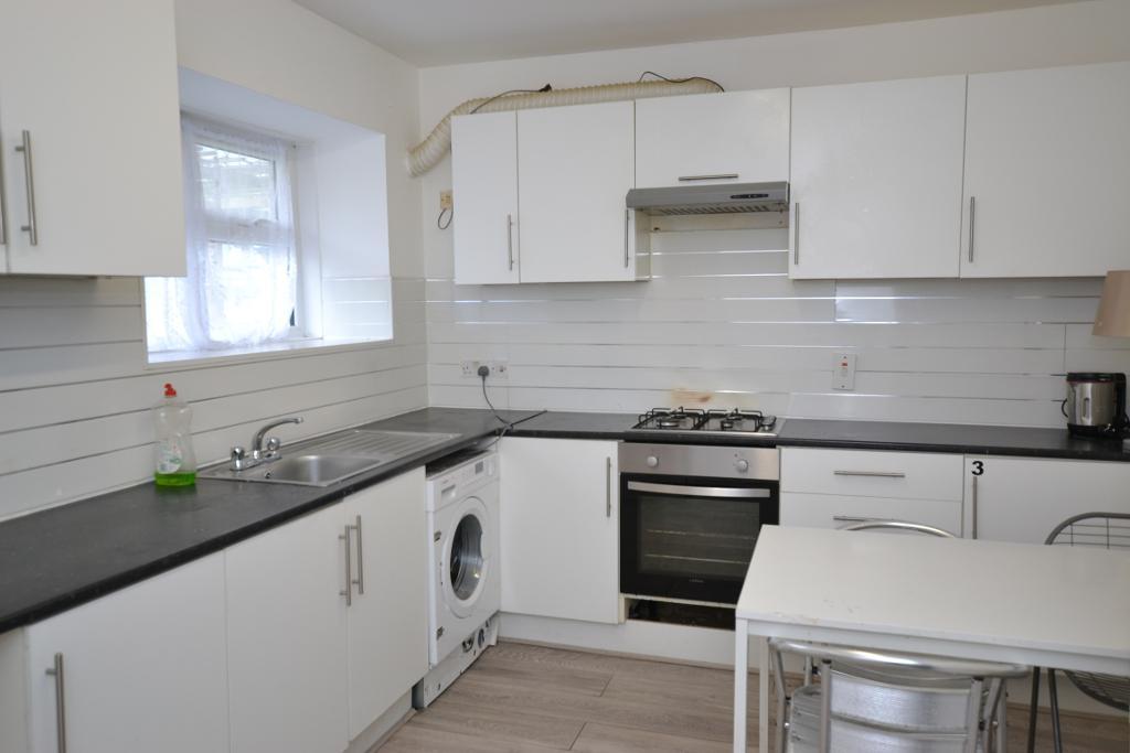 1 Bedroom Flat Share to Rent in London, E14 8HE