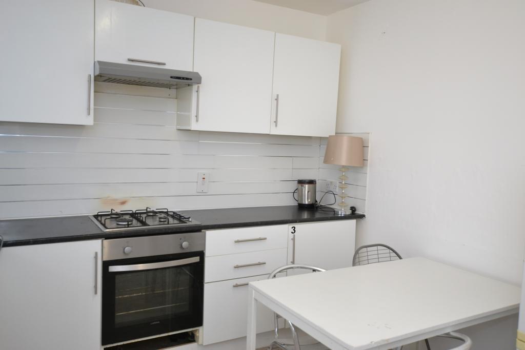 1 Bedroom Flat Share to Rent in London, E14 8HE