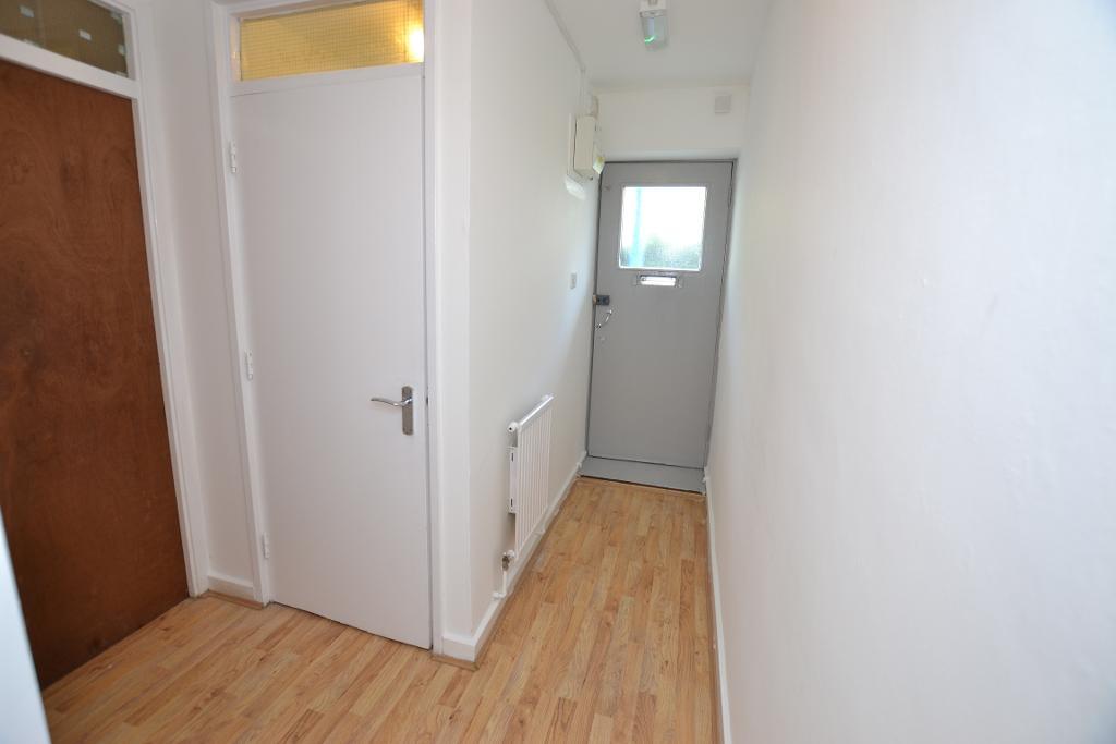 1 Bedroom Flat Share to Rent in London, E14 8HE