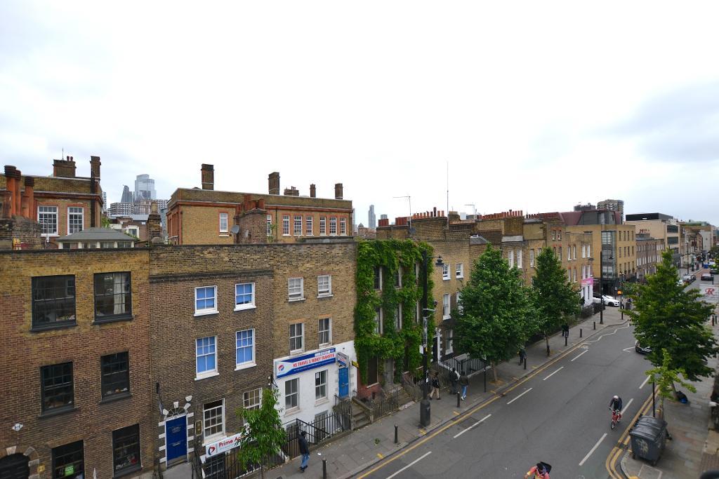 1 Bedroom Studio to Rent in London, E1 2AX