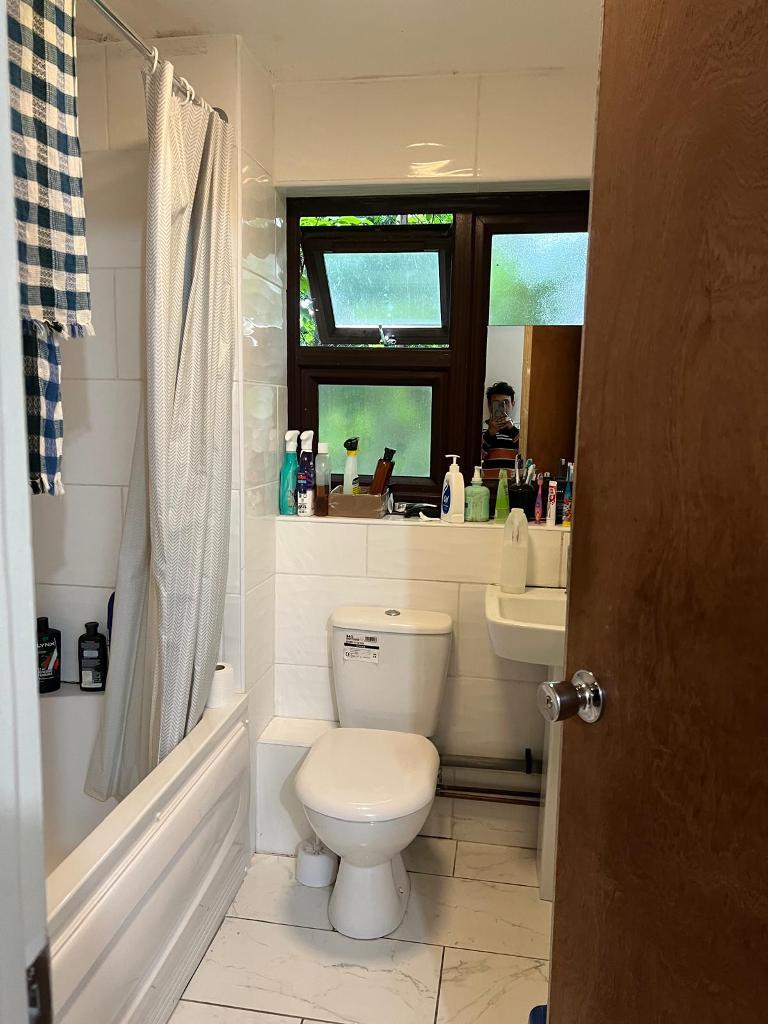 2 Bedroom Flat to Rent in London, E13 0HN