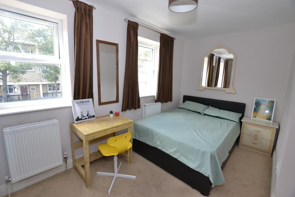5 Bedroom End Terraced to Rent in London, E1 3HY