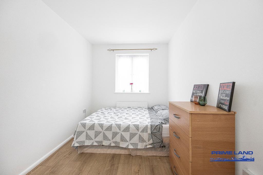 5 Bedroom Terraced to Rent in London, E14 7RA
