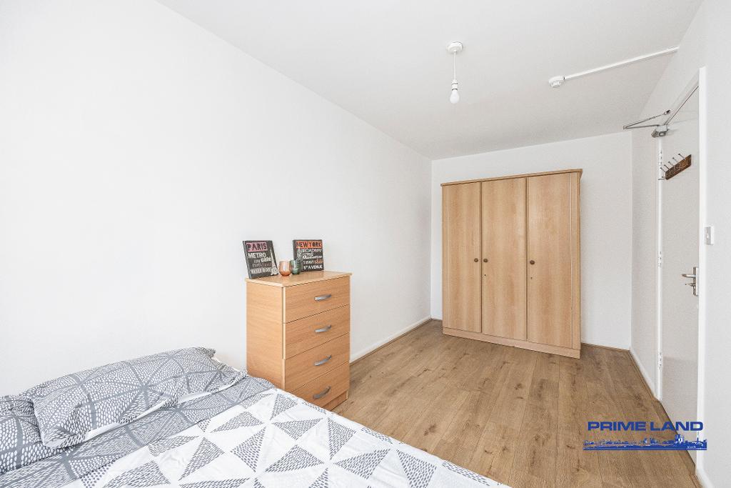 1 Bedroom House Share to Rent in London, E14 7RA
