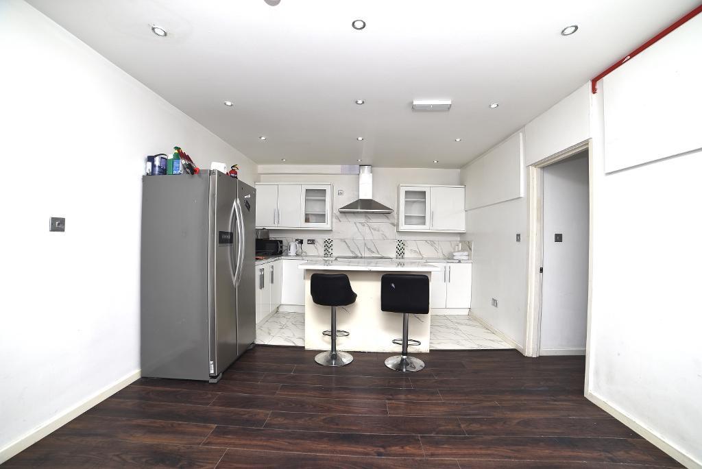 1 Bedroom House Share to Rent in London, E14 7TH